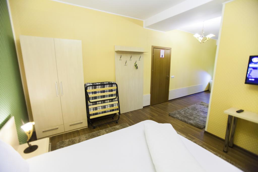 Hotel La Gil Bucureşti Cameră foto